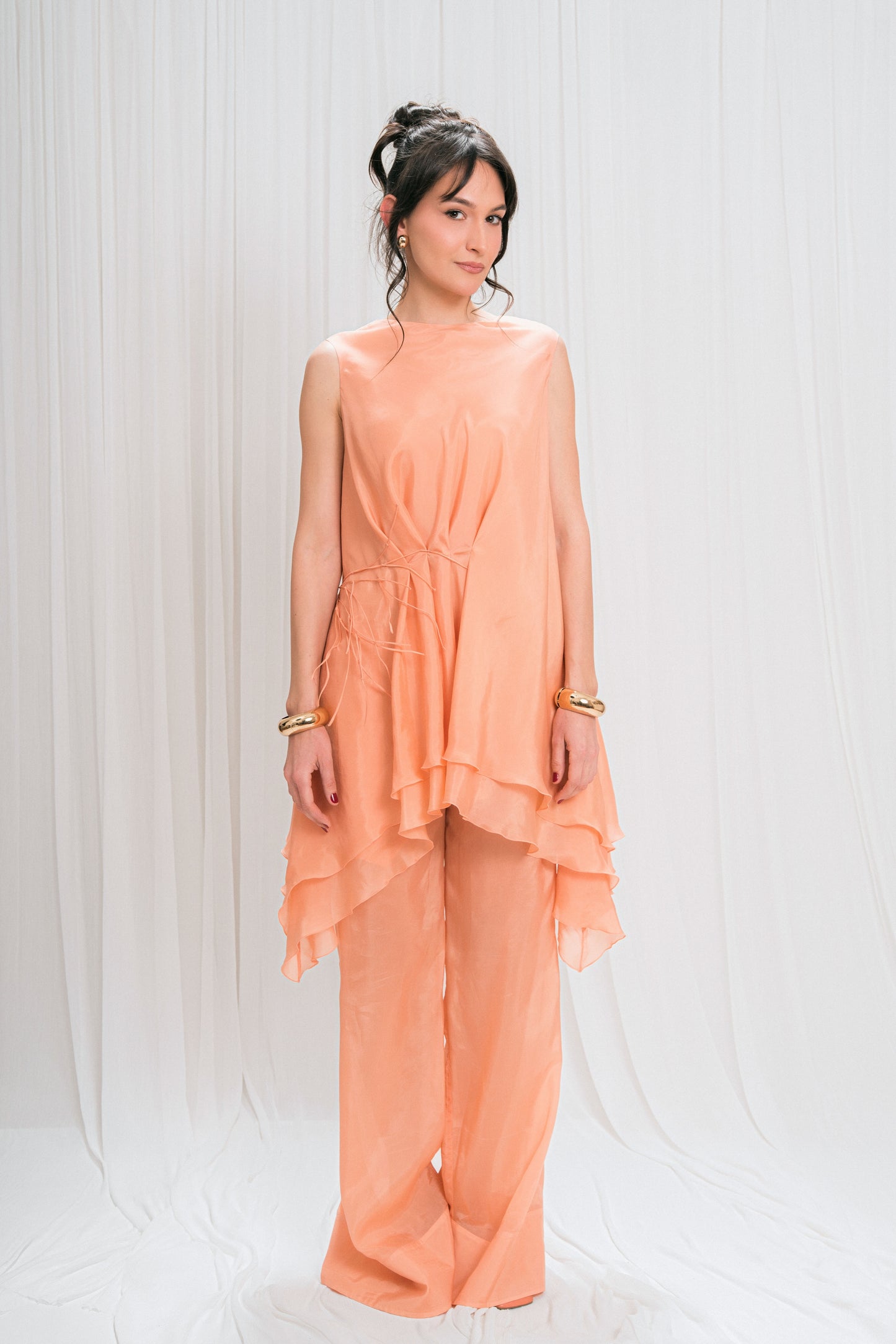 Rochie de mătase stratificată
