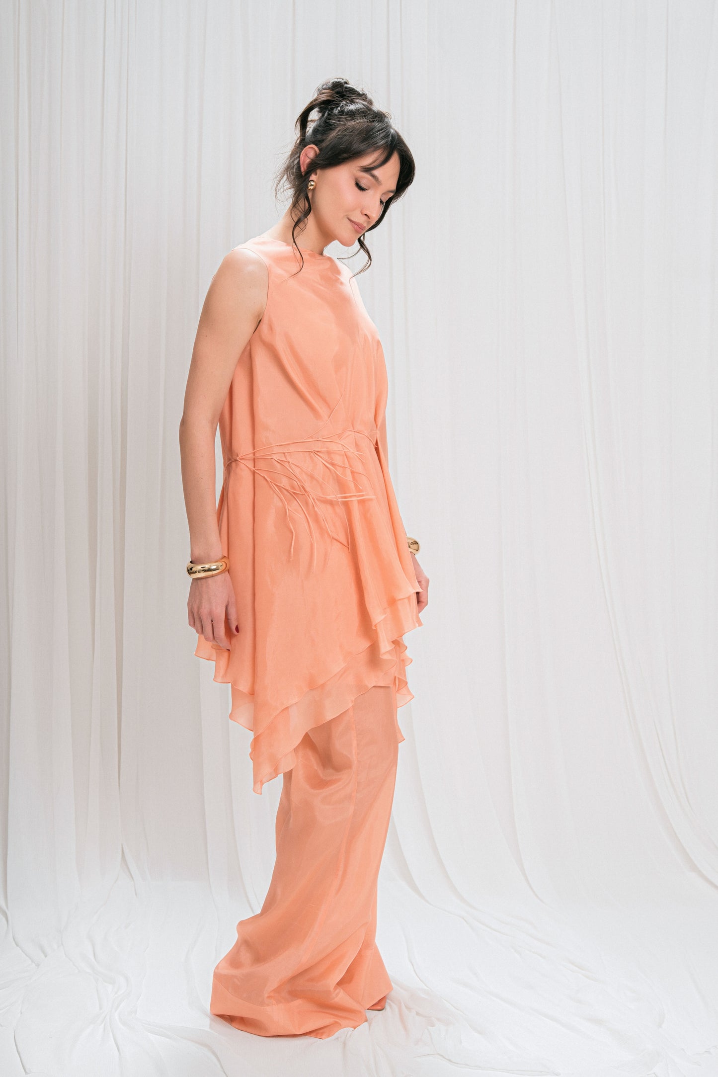 Rochie de mătase stratificată